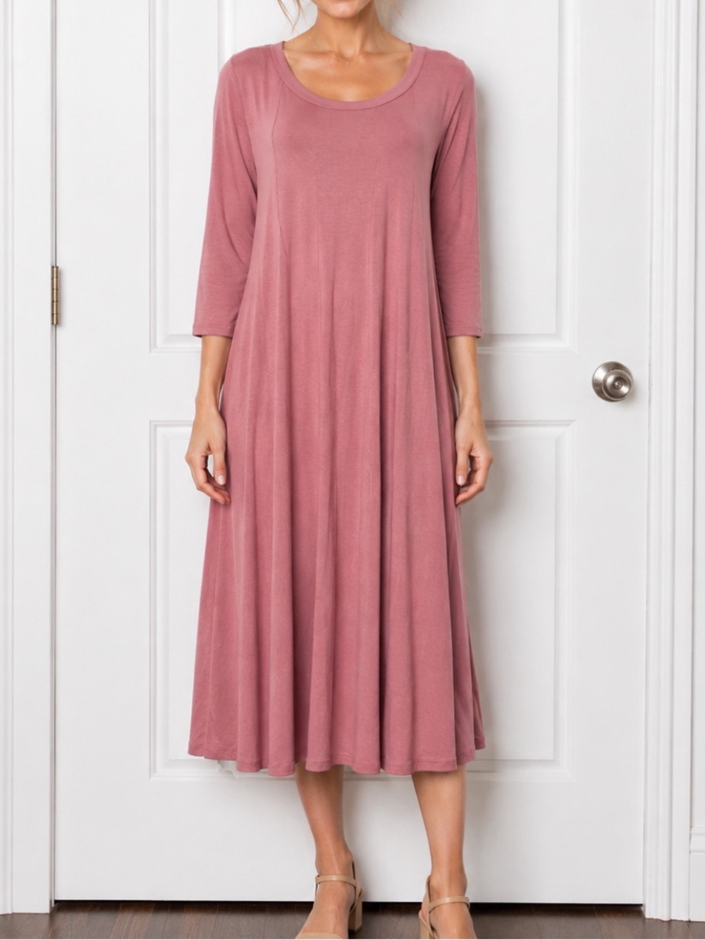 Moa Collection Mauve pink 3/4-sleeve midi dress featuring a scoop neckline